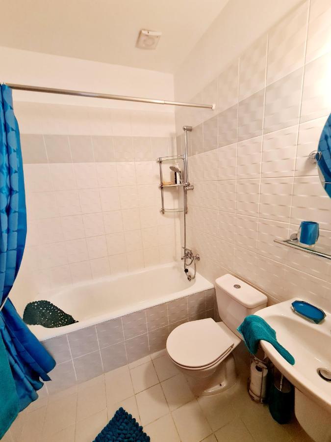 Stunning Apartment C106 With Balcony Looking Over Pool 佩亚 外观 照片